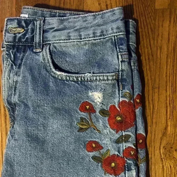 Zara Basics Denim Floral Embroidered Mini Jean Skirt, Size‎ XS - Picture 5 of 6